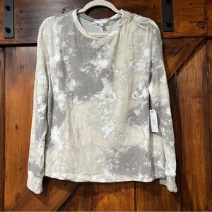 New Time and Tru ultra-soft sweater